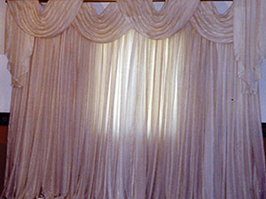 Swags and Tails Making