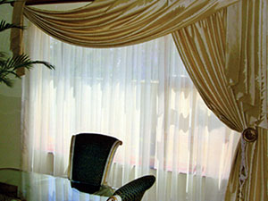 Swags and Tails Making